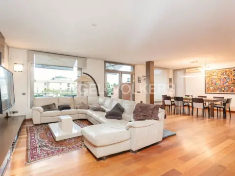 Casa en Carrer de Benedetti