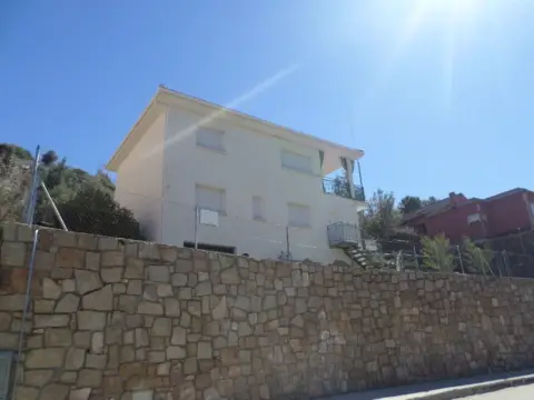 Casa en Estación de Robledo