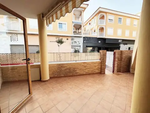 Piso en calle del Río Aranguin