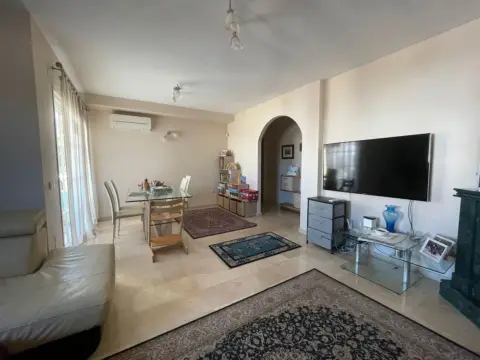 Casa pareada en calle de Andrés Segovia