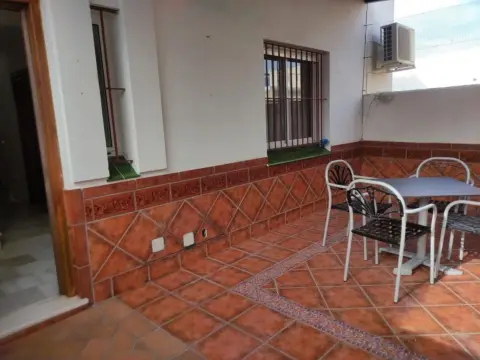 Casa adosada en Avenida Quinto Centenario, 42