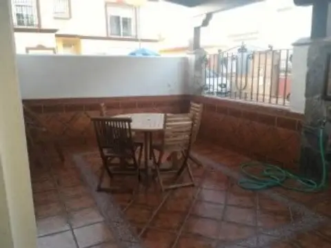 Casa adosada en Avenida Quinto Centenario, 42