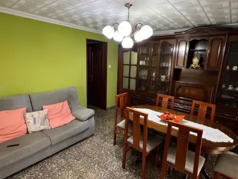 Piso en Carrer Vint-I-un