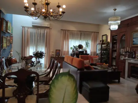 Casa pareada en Los Periodistas-Parque Almunia-Albayda