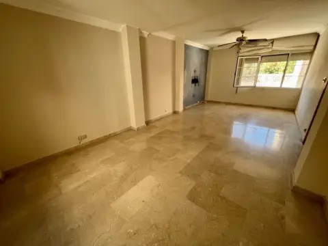 Dúplex en calle del Sagrado Corazón de Jesús