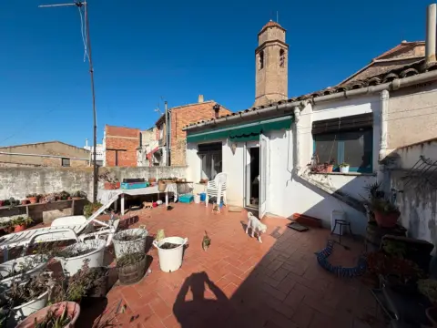 Casa adosada en Carrer d'Esglèsia