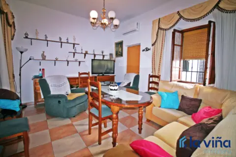 Casa pareada en calle Real, 24