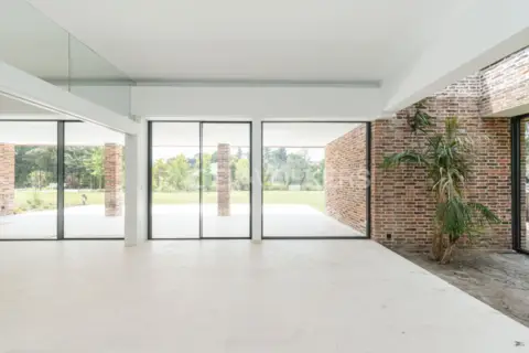 Casa en calle de Lamiaco