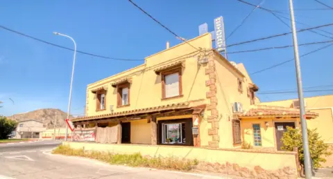 Local comercial en Camino Viejo Callosa