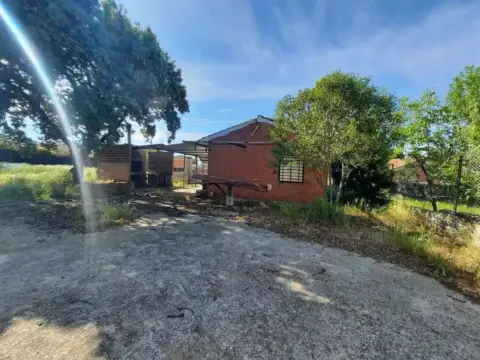 Chalet en Escalona