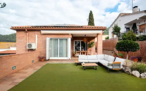 Casa en calle Can Jan