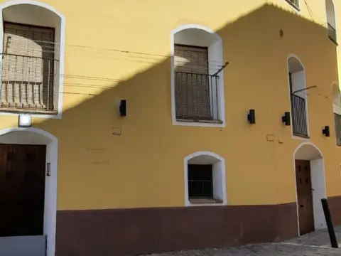 Casa pareada en calle Plaza Toros Vieja
