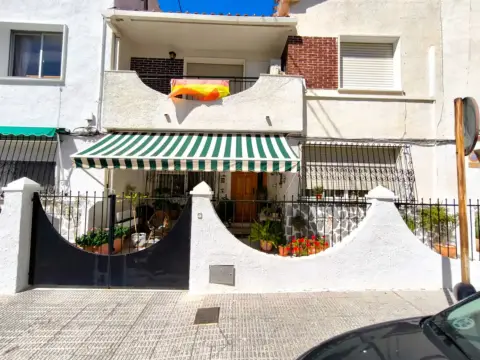 Casa en Barrio Peral-San Félix