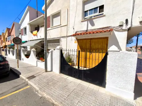 Casa en Barrio Peral-San Félix