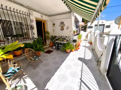 Casa en Barrio Peral-San Félix