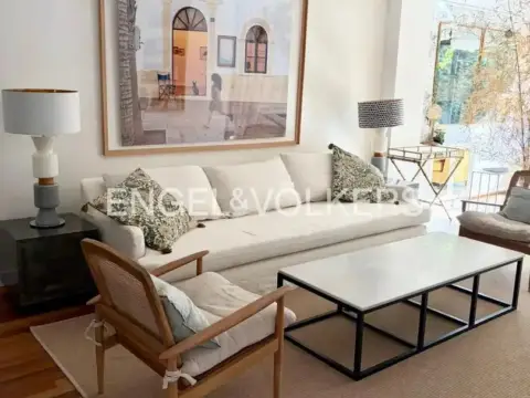 Casa en calle de Hermenegilda Martínez