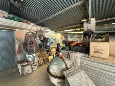 Local comercial en calle de Francisco Olivares Pelegrín
