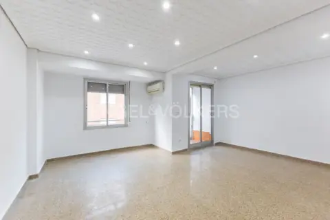 Apartamento en Zona Plaça de la Concòrdia