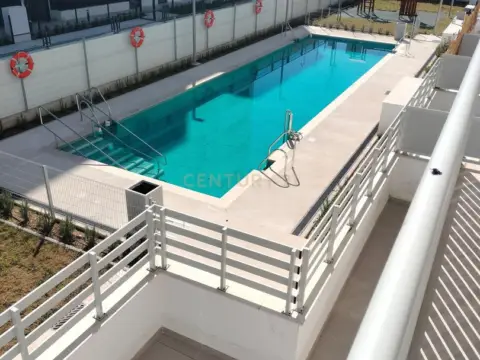 Apartamento en calle Santiago Rusiñol, 47