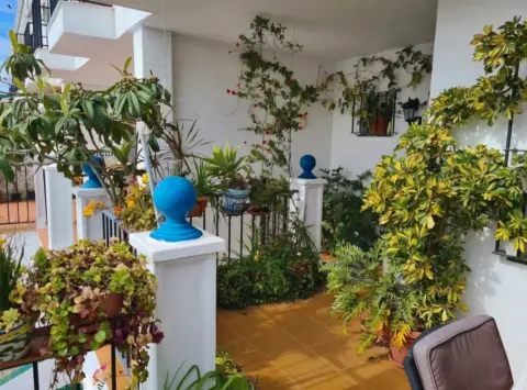 Casa adosada en calle Puerto los Pescadores