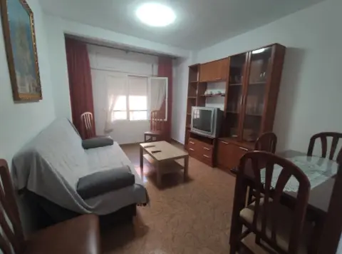 Piso en calle Infanta Beatriz