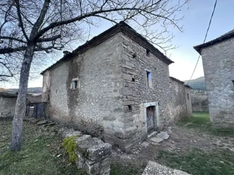 Casa en calle de la Guará, 1