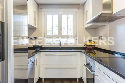 Casa adosada en calle de Barlovento