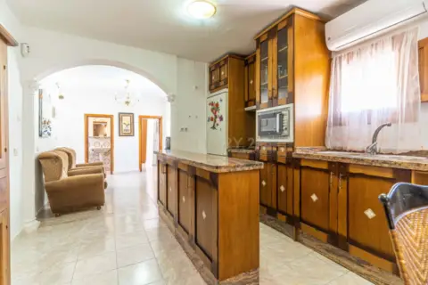 Casa en calle Iglesia, 15