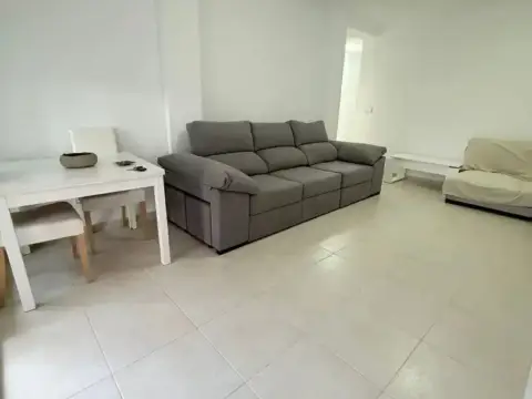 Piso en San Cayetano