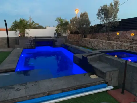 Casa en Triquivijate