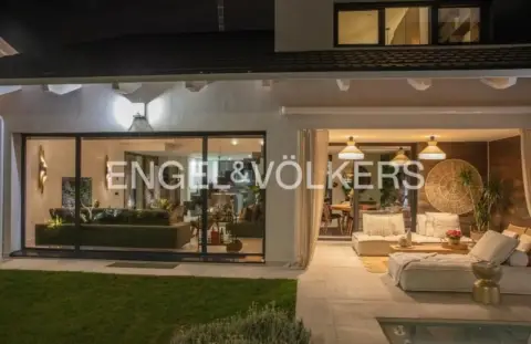 Casa adosada en El Olivar de Mirabal