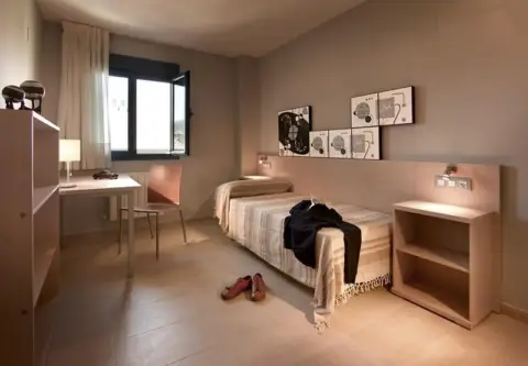 Piso en calle de Patrocinio de Biedma, 4