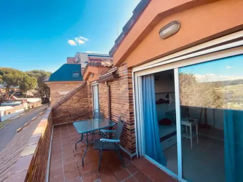 Dúplex en calle de la Mesta