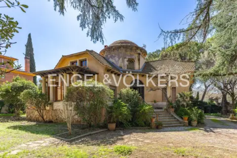 Casa en Carrer d'Àngel Guimerà
