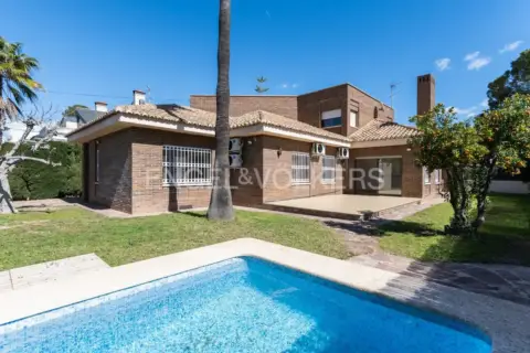 Casa en Avenida de Ausiàs March