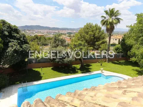 Casa en Riba-roja de Túria