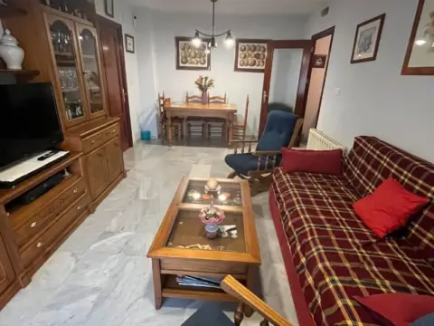 Piso en Avenida del General López Domínguez