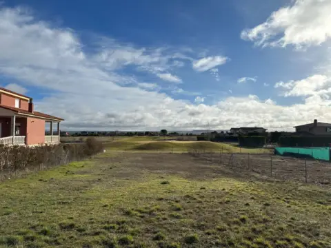 Terreno en Avenida de las Médulas, 179