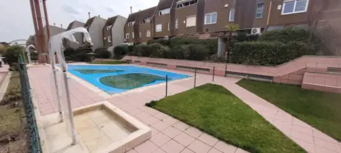 Chalet en calle de Emilio Coll, 22