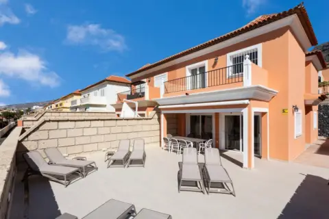 Casa pareada en calle N-A