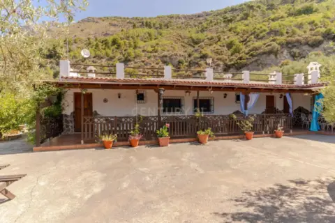 Casa en calle Poligono 1 Parcela 154, nº 1