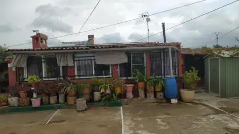 Casa rústica en calle Carretera de La Base, nº 13