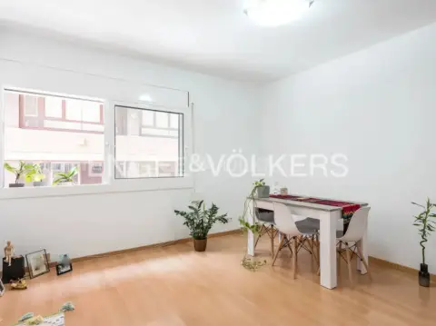 Piso en La Salut