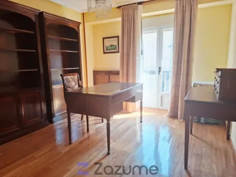 Piso en calle C. los Hornos