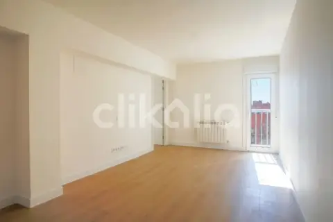 Piso en Cármenes