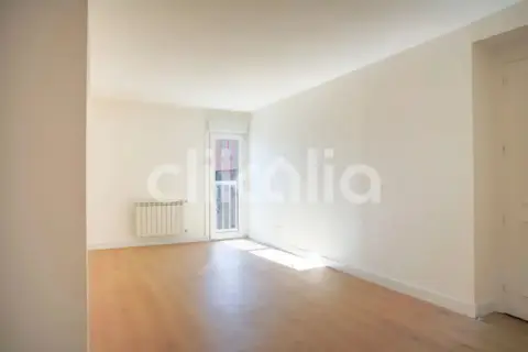 Piso en Cármenes