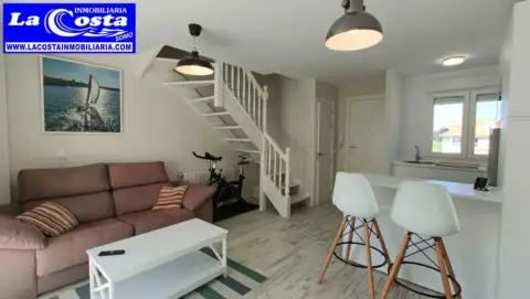 Dúplex en calle de Isla de Mouro
