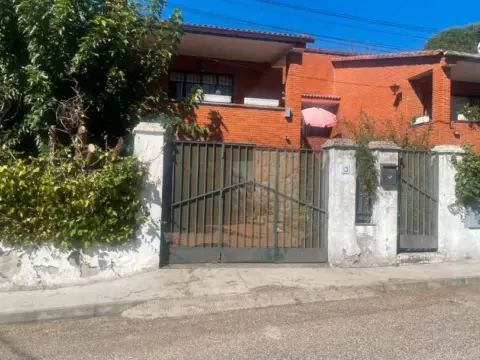 Chalet en Santa María del Tiétar