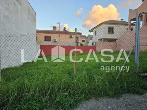 Terreno en Colonia San Miguel-Los Pinos