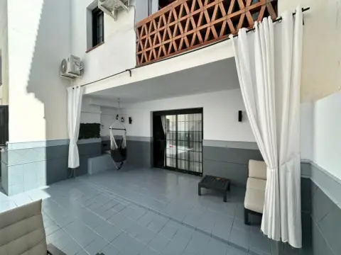 Casa en calle Navalmanzano, nº 3